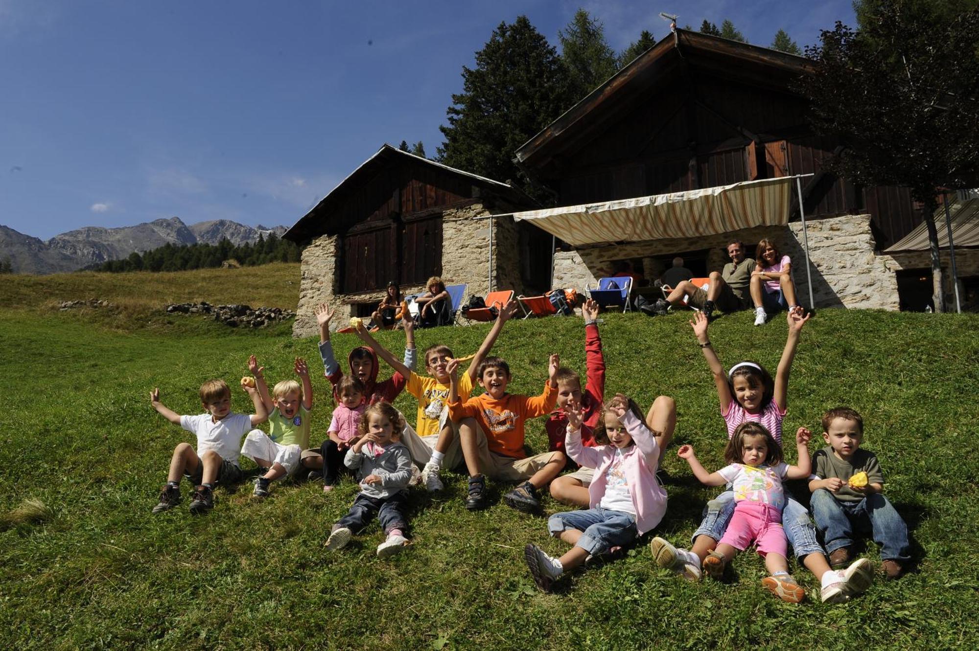 Baita Vioz Peio Fonti Bagian luar foto
