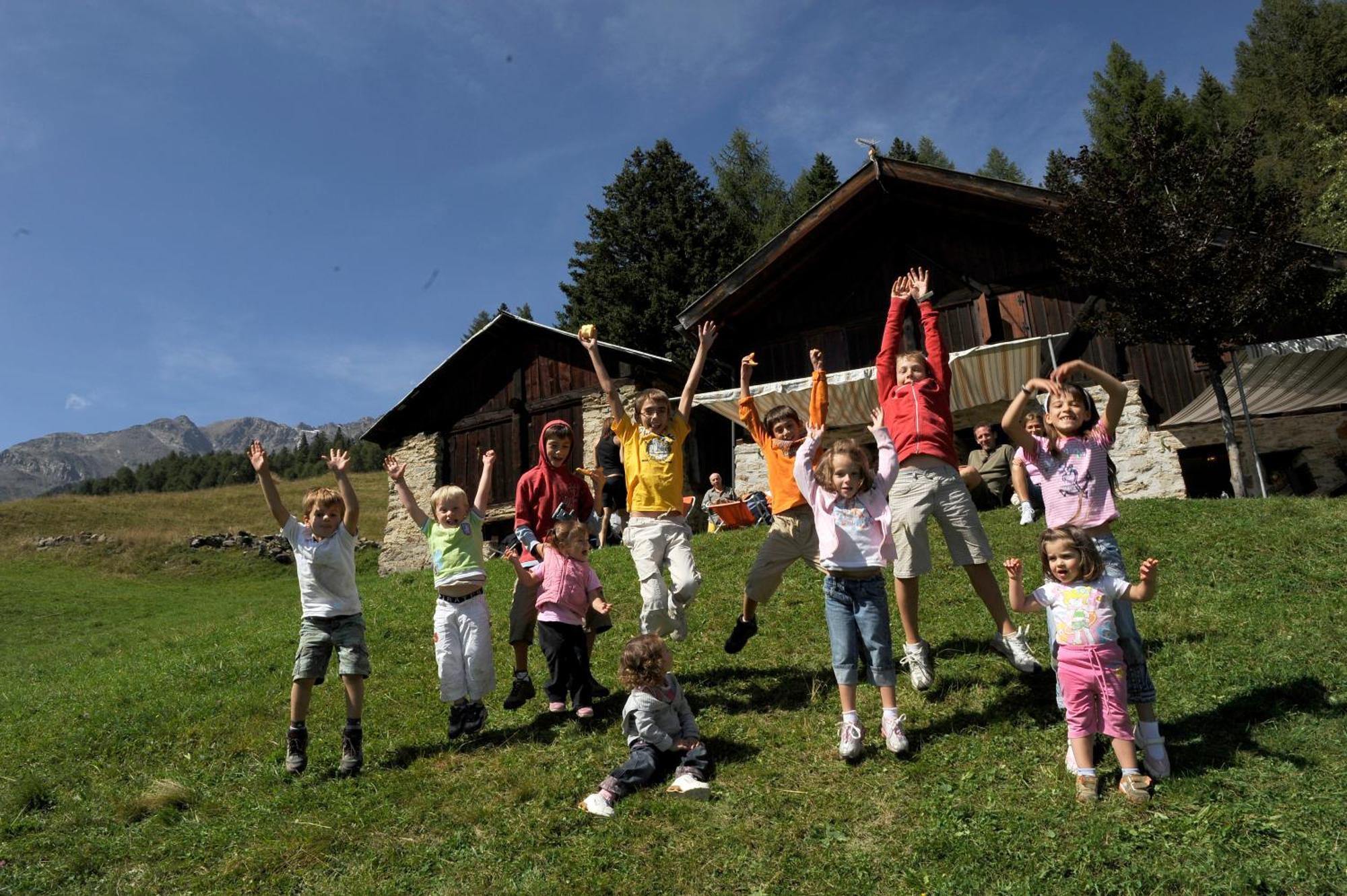 Baita Vioz Peio Fonti Bagian luar foto